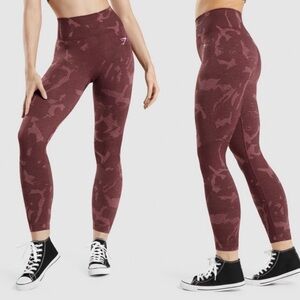 Gymshark ADAPT CAMO
SEAMLESS RIBBED LEGGINGS